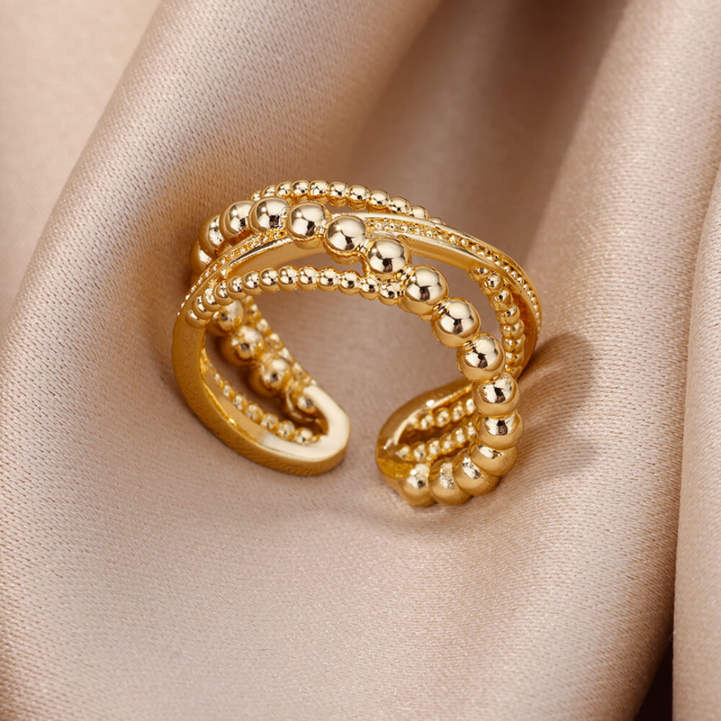 Anillo ajustable con diseño de perlas chapado en oro de 18k