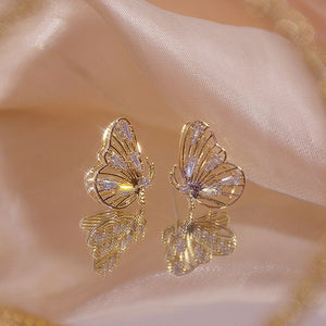 Pendientes mariposa enamorada con baño de plata y oro